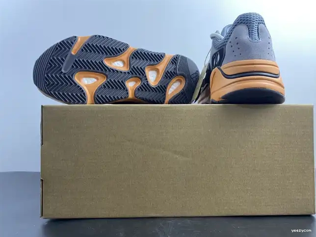 Sun GW0296 Yeezy Boost V2 700 Adidas 0521